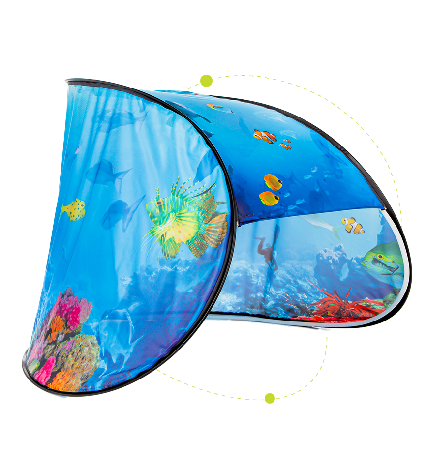 Snoezle teltduk med undervannsmotiv som viser fisker, koraller og sjøplanter i sterke farger.